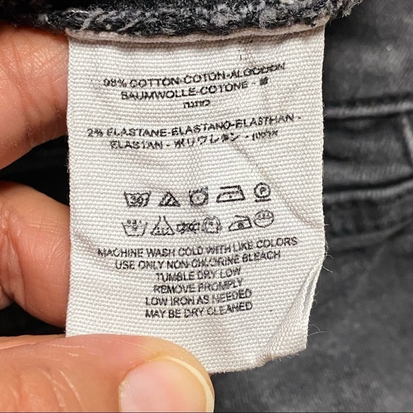 Free People Jeans Women’s Size 6/28 Black Crop skinny Jeans raw hem - Picture 4 of 11